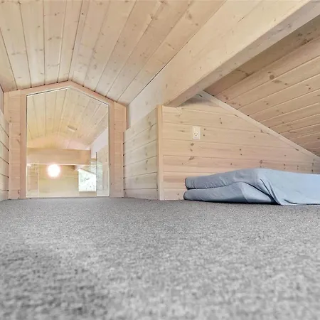 6571-ronne-holmegardsvej-9 Rønne