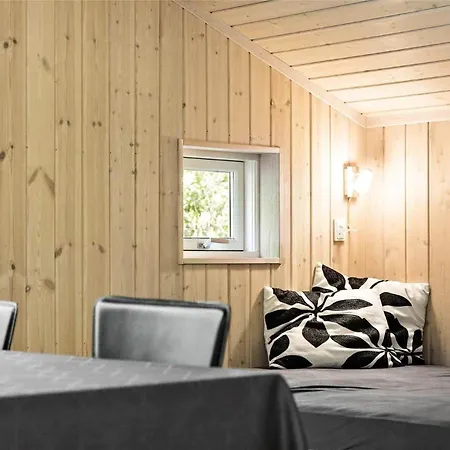 Prázdninový dům 6571-ronne-holmegardsvej-9 Rønne