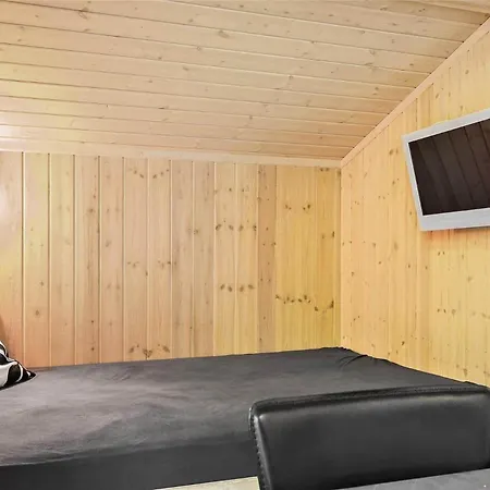 בית נופש 6571-ronne-holmegardsvej-9 *