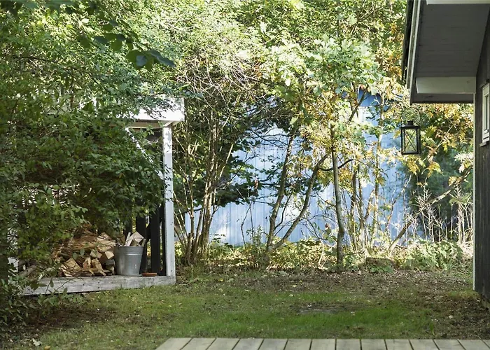 6571-ronne-holmegardsvej-9 * Rønne