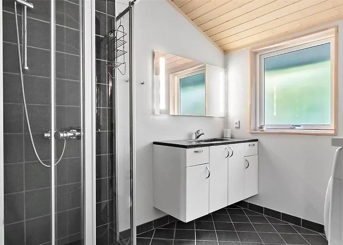 6571-ronne-holmegardsvej-9 Rønne